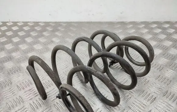 Mercedes-Benz CLA C117 X117 W117 Rear coil spring