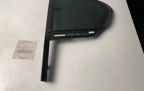 BMW 7 G11 G12 Rear vent window glass 7384217 169258 43R01077