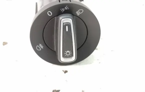 Volkswagen Golf VII Light switch 5G0941431BG 100970 B55117