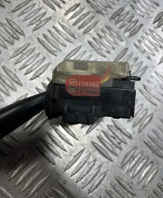 Toyota Avensis T220 Indicator stalk