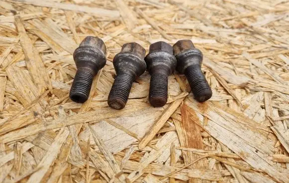 Fiat Doblo Nuts/bolts 