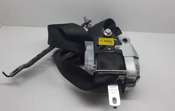 Hyundai i40 Front seatbelt 888203Z000TX