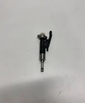 BMW X3 G01 Fuel injector 0261500541 1706212213