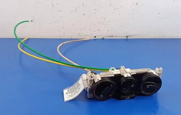 Audi A3 S3 8L Climate control unit 8L0819045A