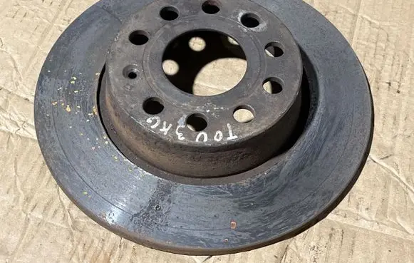 Volkswagen Touran III Rear brake disc