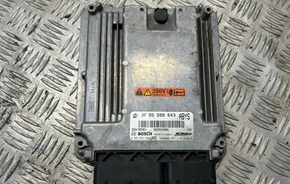 Opel Insignia A Engine control unit/module ECU 55599643