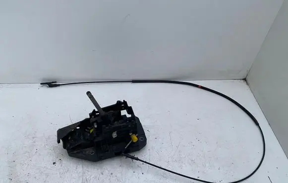 Volvo S80 Gear shifter/selector P08699366