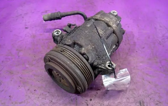 BMW 3 E36 Air conditioning (A/C) compressor (pump)