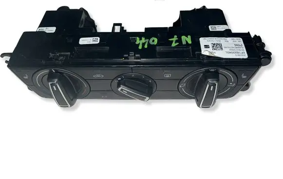 Seat Ibiza V (KJ) Climate control unit 6F1820045L