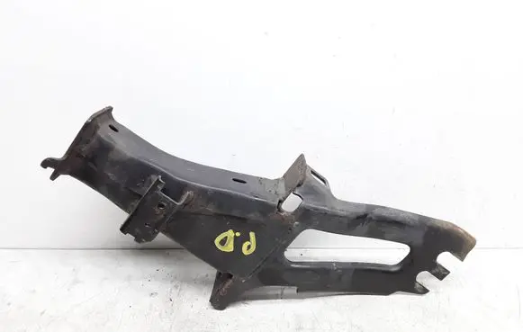 Volvo V60 Front bumper shock/impact absorber 