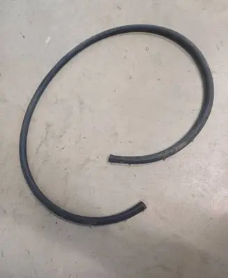 BMW 4 F32 F33 Rubber seal front coupe door 7279737