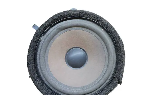 Volvo S70 V70 V70 XC Front door speaker 3533621 1034799W40