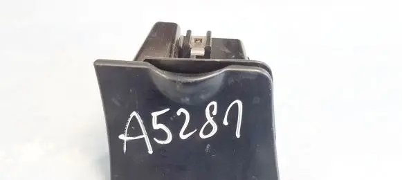 Car ashtray