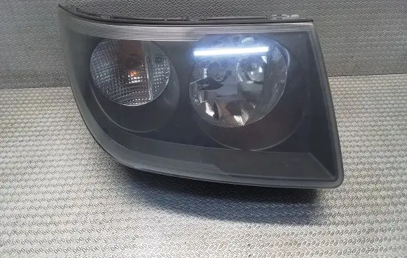 Volkswagen Crafter Headlight/headlamp 2E1941015