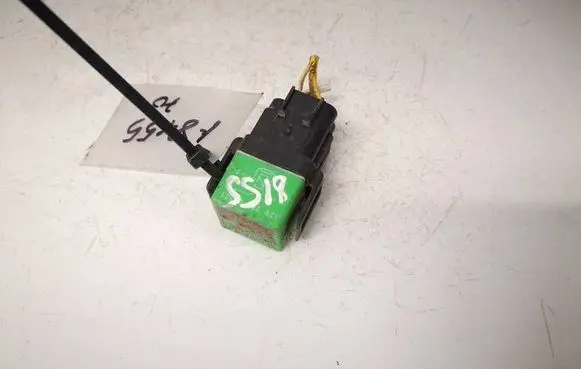 Peugeot 607 Other relay 12V35A00531