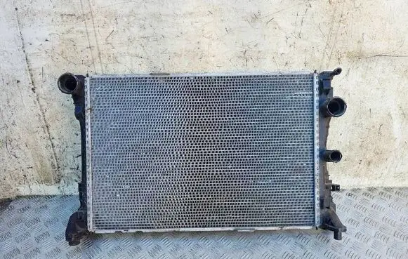 Mercedes-Benz E W212 Coolant radiator A0995002603