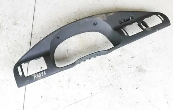 Skoda Octavia Mk1 (1U) Dashboard trim 1u1857053