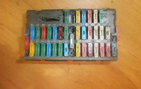 Peugeot 406 Fuse box set psa94592
