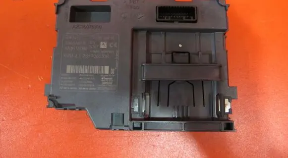 Renault Captur Other control units/modules 285906535R