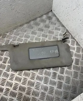 Toyota Avensis Verso Sun visor
