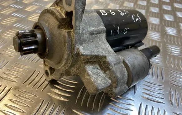 Volkswagen PASSAT B6 Starter motor