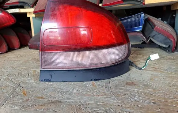 Mazda 626 Rear/tail lights 0431392R 0431392
