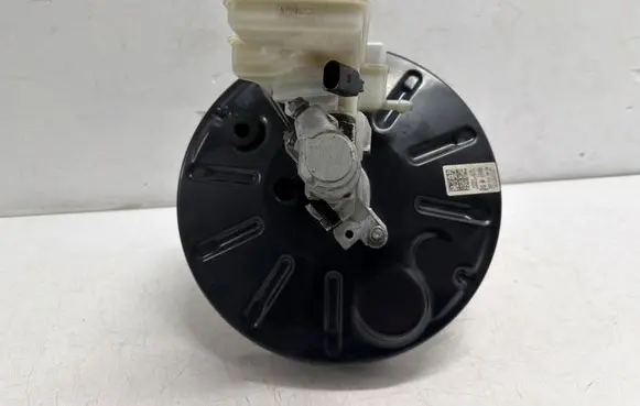 Volkswagen Golf VII Brake booster 5Q1614105CK