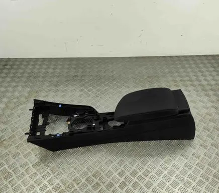 BMW 1 F20 F21 Center console 9270556