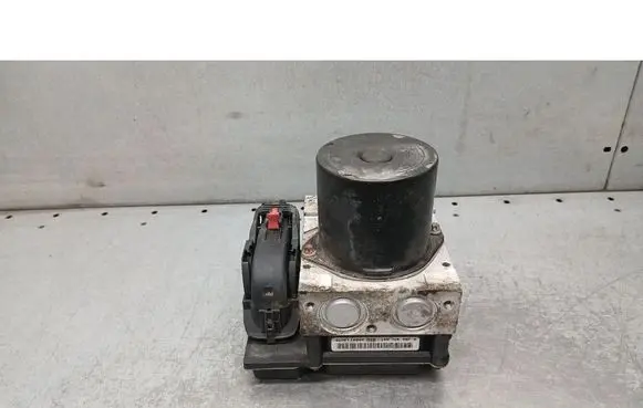 Skoda Roomster (5J) ABS Pump 6R0907379N