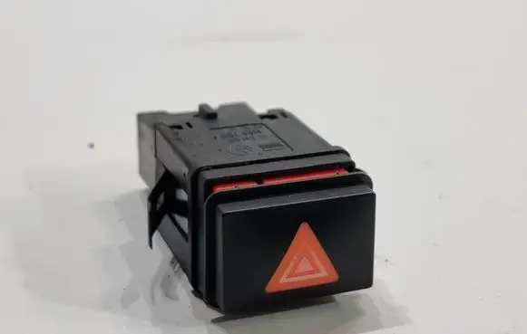 Porsche Cayenne (9PA) Hazard light switch 7L5953235A
