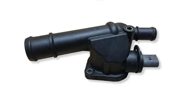 Volkswagen PASSAT B6 Engine coolant pipe/hose 03G121132B