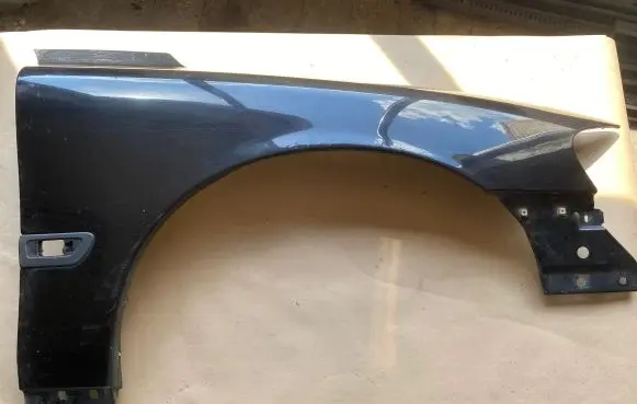 Volvo S60 Fender