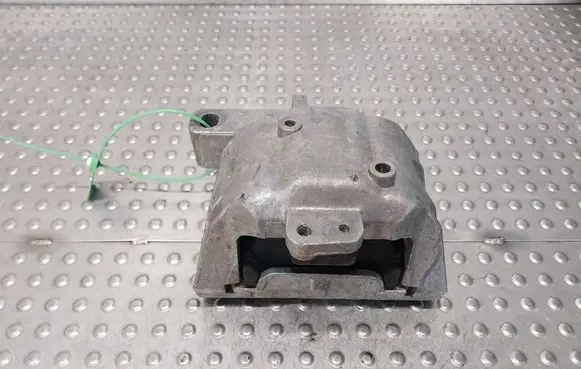 Volkswagen Golf IV Engine mount vacuum valve 1J0199262BE