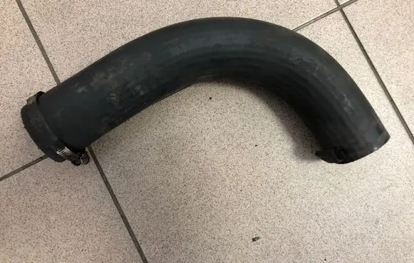 Audi A4 S4 B6 8E 8H Intercooler hose/pipe