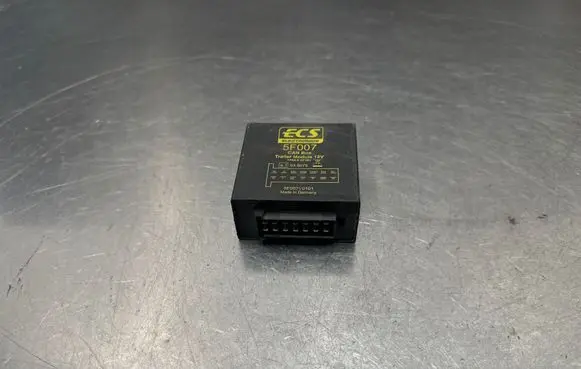 BMW 3 E90 E91 Other control units/modules 5F007V0101 5E007 E1036075