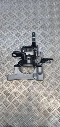 Toyota RAV 4 (XA50) Engine mount bracket M7021665