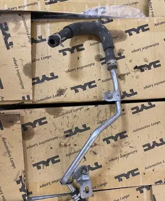 Mazda CX-7 Engine coolant pipe/hose
