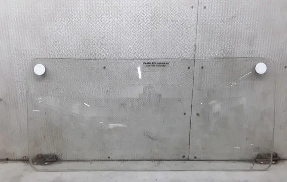 Mercedes-Benz Sprinter W901 W902 W903 W904 Rear side window