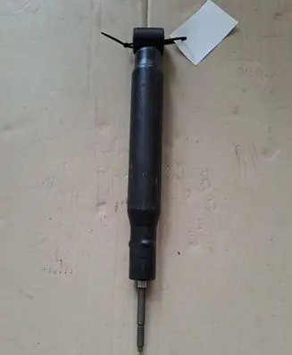 Volkswagen PASSAT B4 Rear shock absorber/damper 331513031H