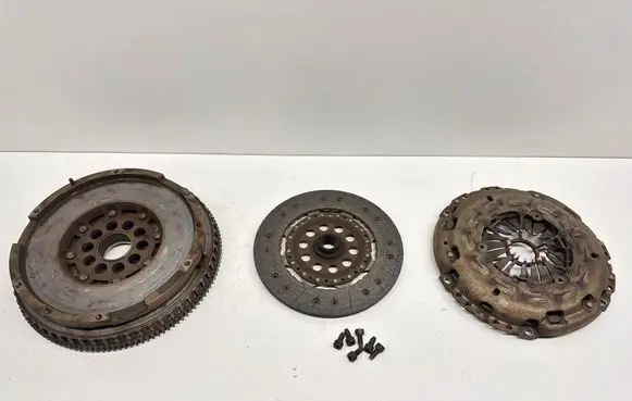 Volvo V40 Clutch set kit 31325498