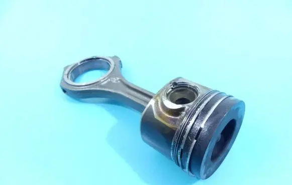 Audi A4 S4 B7 8E 8H Piston IMPRK1160874