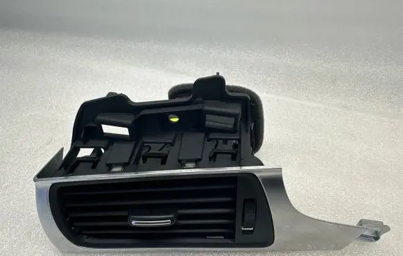 Audi A6 S6 C7 4G Dashboard side air vent grill/cover trim 4G1820901