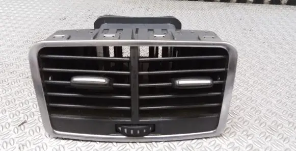 Audi A6 S6 C6 4F Rear air vent grill 4F0819203B