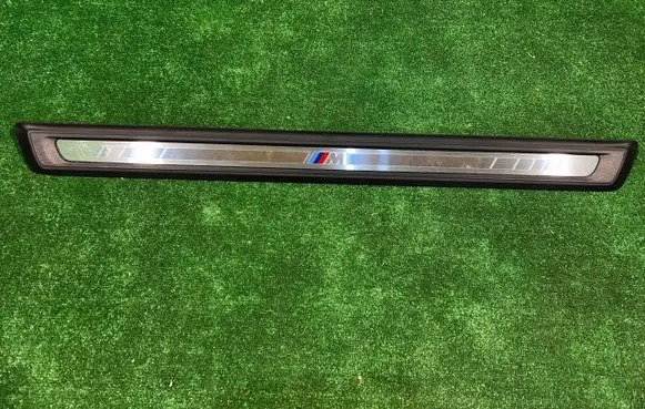 BMW 4 G22 G23 G24 G26 side skirts sill cover 8077315