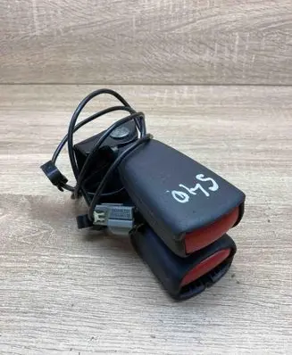 Volvo S40, V40 Rear seatbelt buckle 601993300D 052300593