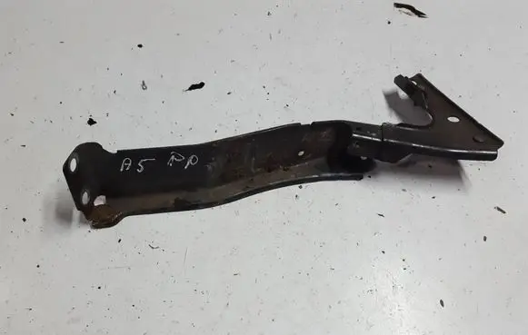 Audi A5 8T 8F Fender mounting bracket 