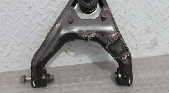 Mitsubishi L200 Front control arm WAHACZLPGL200