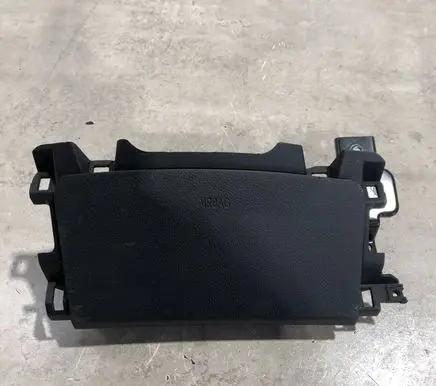 Hyundai i40 Knee airbag 569703Z200RY