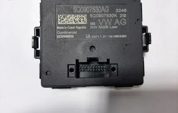 Volkswagen Golf VII Gateway control module 5Q0907530AG