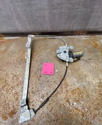 Renault Megane I Front door electric window regulator 0130821721